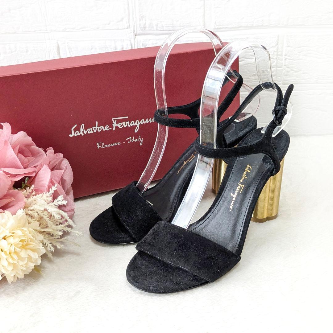 ✨極美品✨フェラガモ フラワーヒール サンダル ブラック