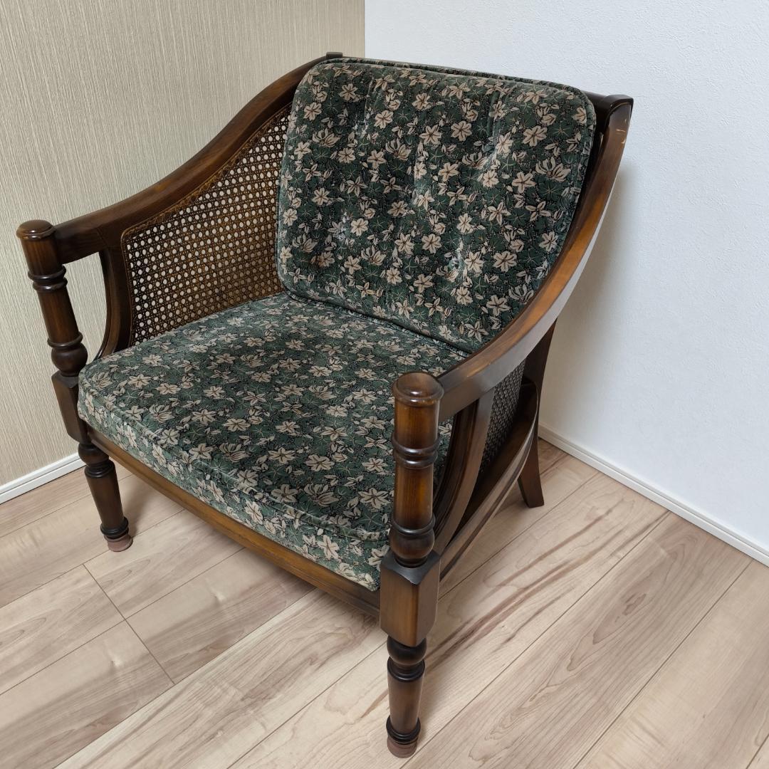 カリモク　コロニアル　一人掛けソファ　シングルソファ