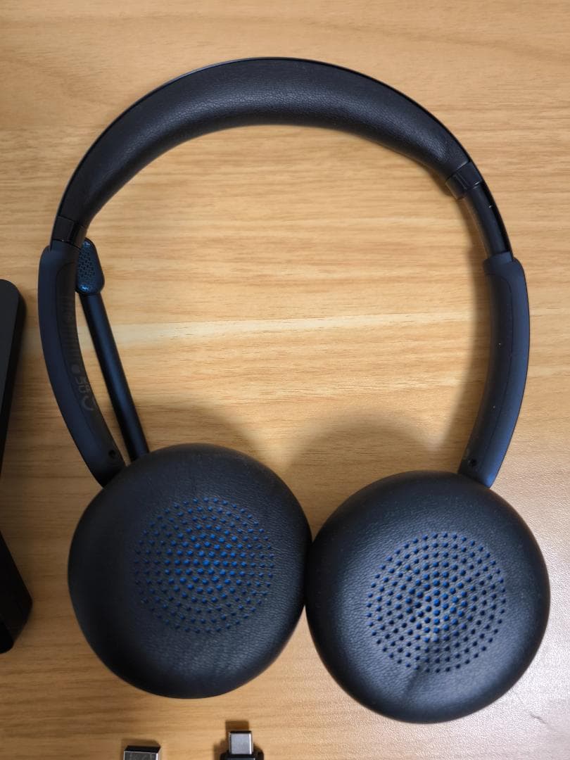 Anker PowerConf H700 　スタンド・アダプタ付き