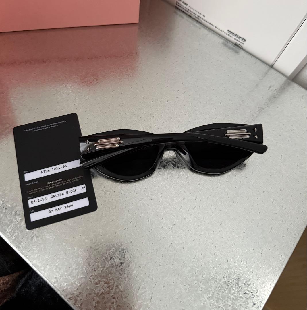 ‼️値下げ交渉可‼️gentle monster jennie カピパラチャーム付き