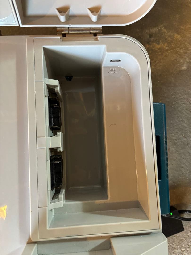 中古品)マキタ保冷温庫　CW180D容量20L