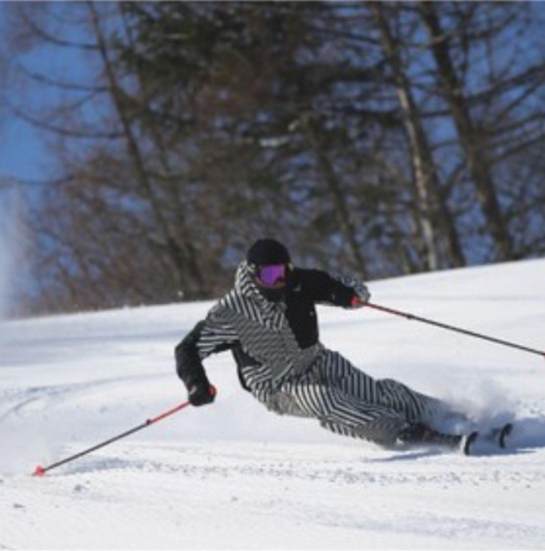 ミズノスキーウェアDEMO モデル2022～2023年