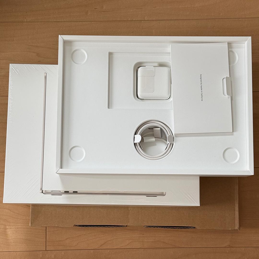 MacBook Air M2 16GB/512GB US-KB スターライト