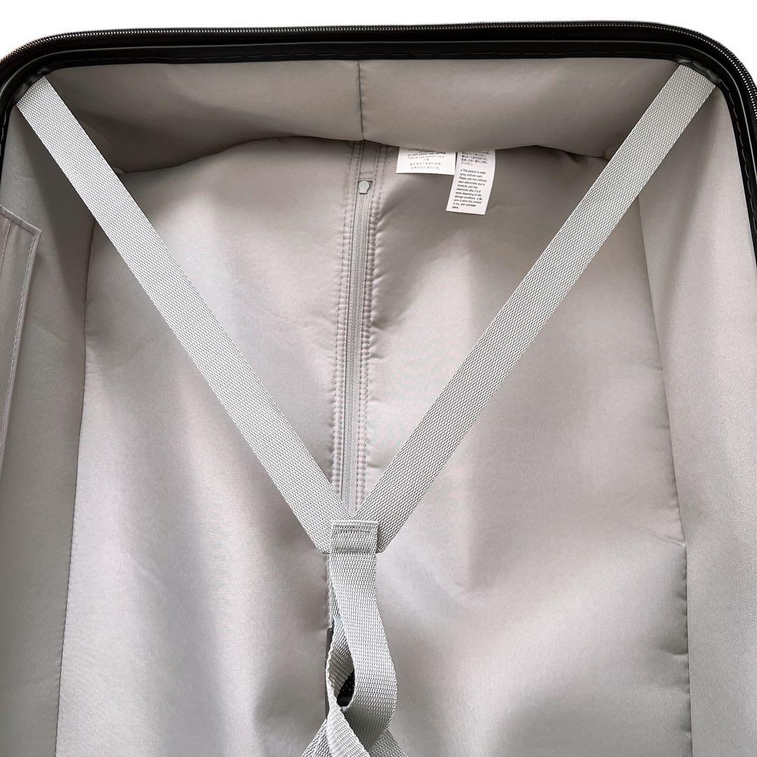 無印良品 キャリーバーの高さを自由に調節できる　ハードキャリーケース　88L ①