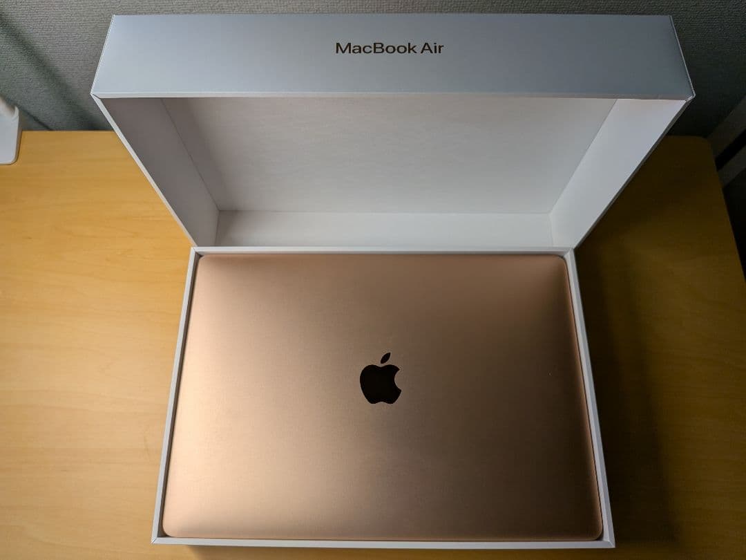 【美品】MacBook Air (M1 2020)ゴールド（オマケ付）