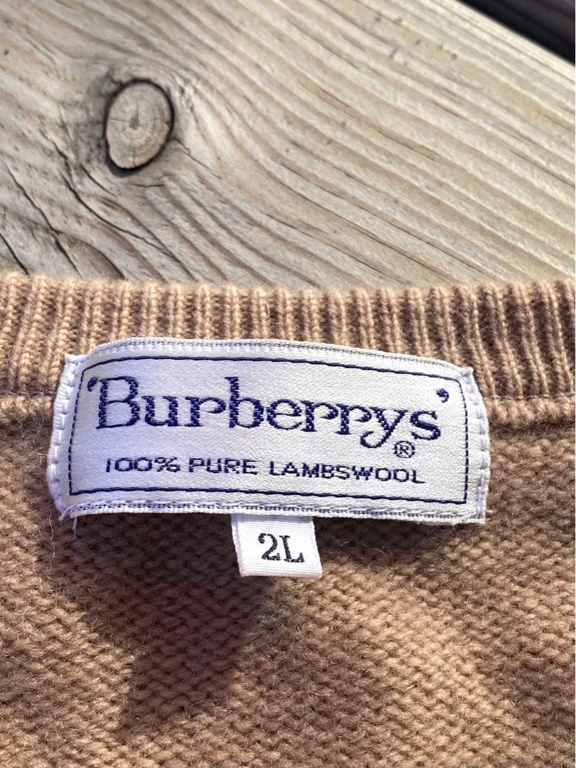 タダクニ Burberry's ベージュ Vネックセーター 2L