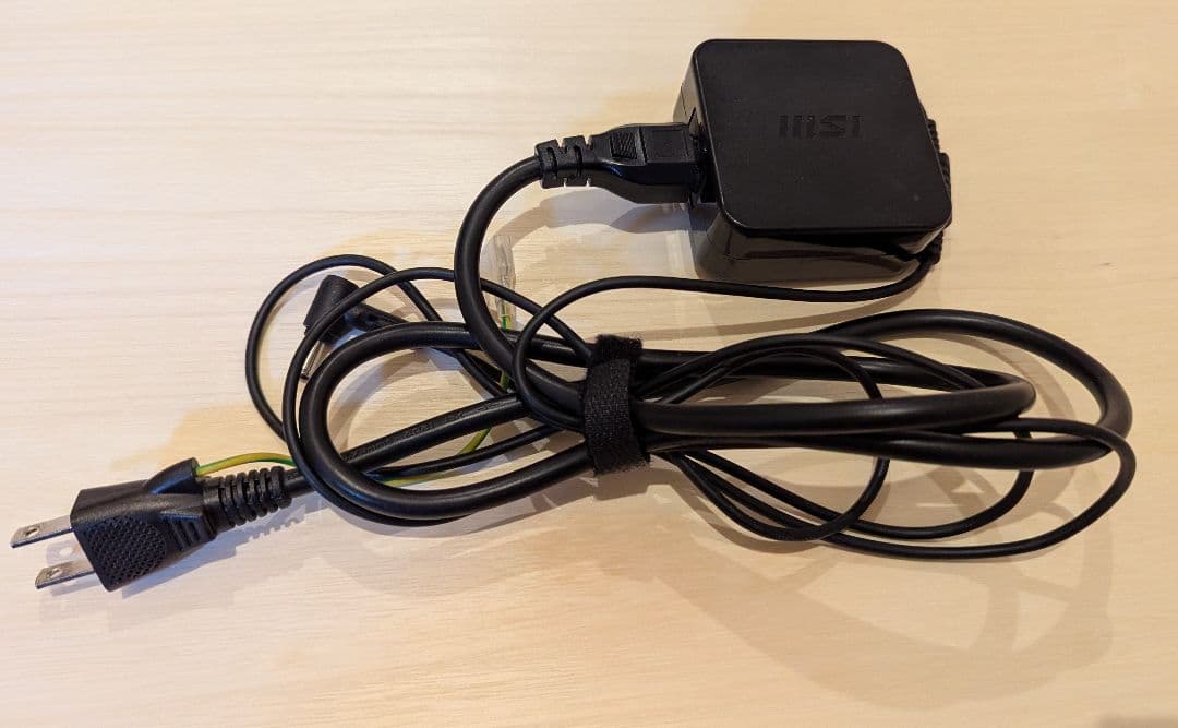 MSI 15.6インチ ノートPC Modern 15 A5M