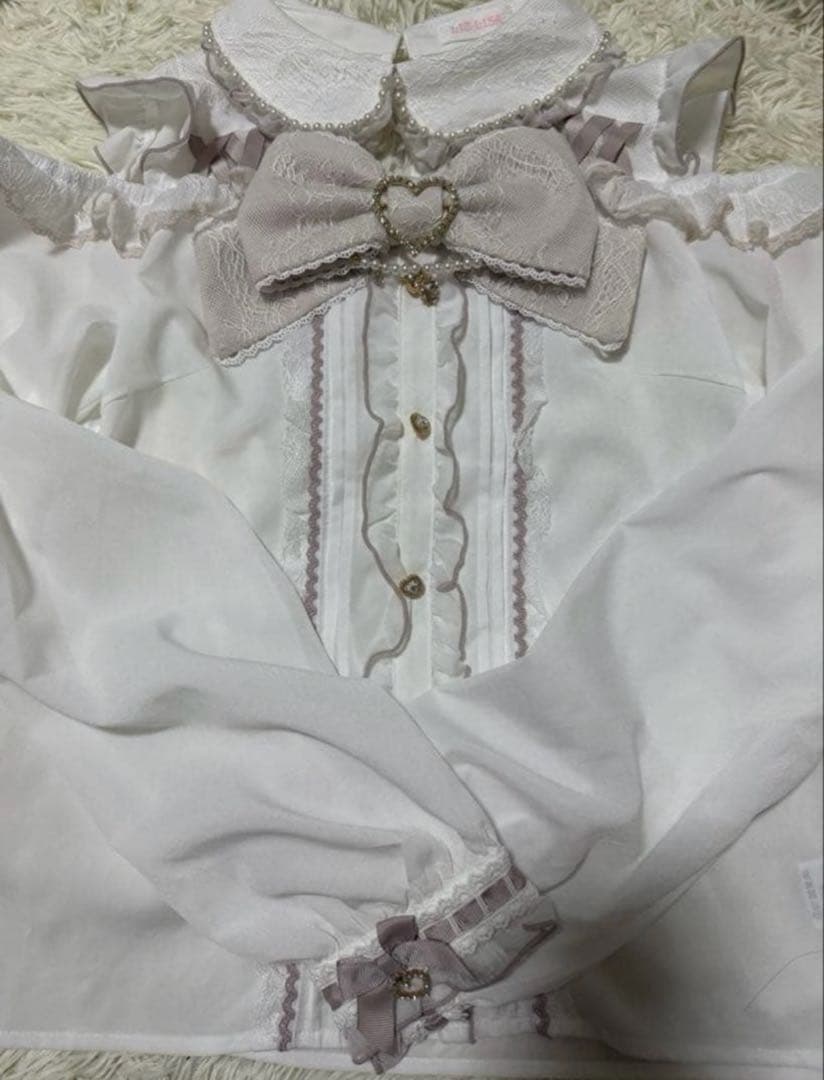 リズリサ lizlisa BIGリボンオープンショルダーブラウス　長袖