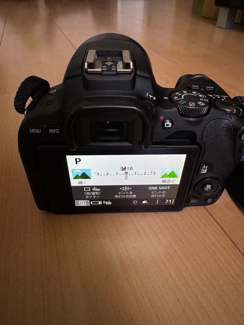 Canon デジタル一眼レフカメラセット KissX9 単焦点レンズ