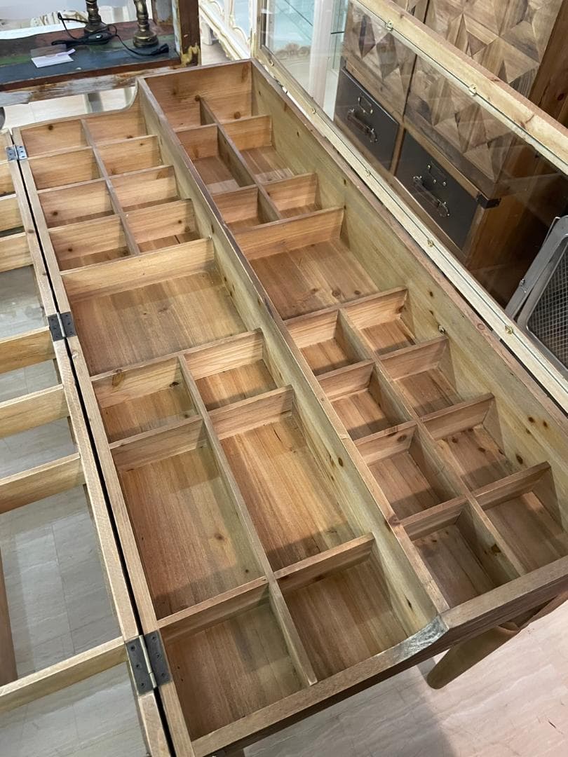 コレクションテーブル　コレクションケース　テーブル　机　デスク　アンティーク　木