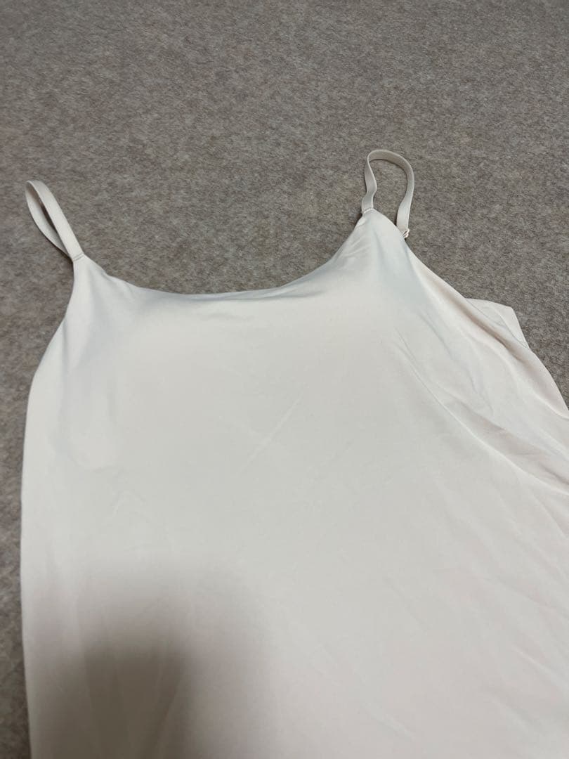 UNIQLOエアリズムブラトップ