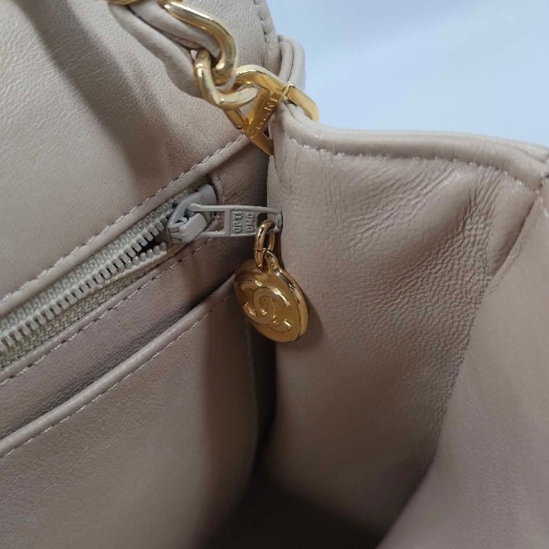 シャネル CHANEL マトラッセ ダイアナ チェーンバッグ 2番台 ベージュ