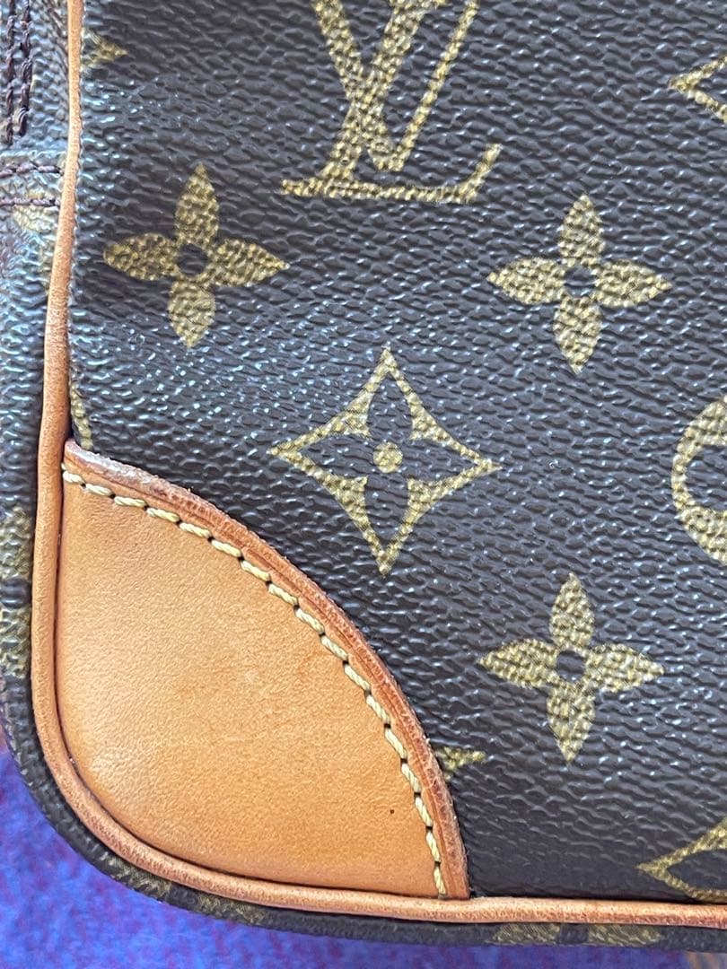 I*H様 美品 LOUIS VUITTON アマゾン ミニショル a994