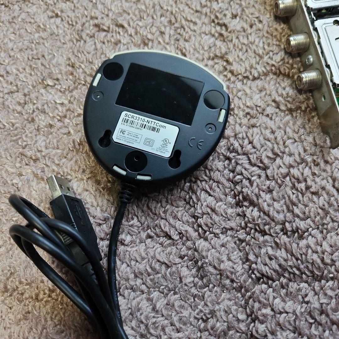 PT2 Rev.A 2枚とカードリーダー