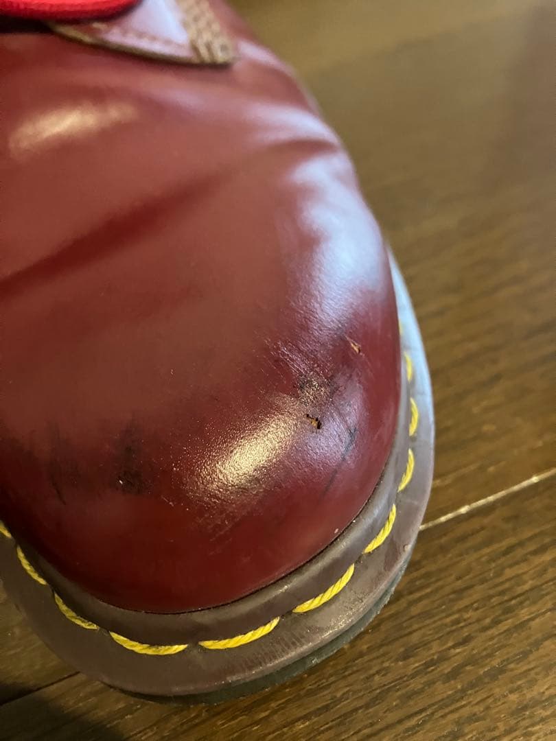イギリス製　ドクターマーチン　8ホール　チェリーレッド