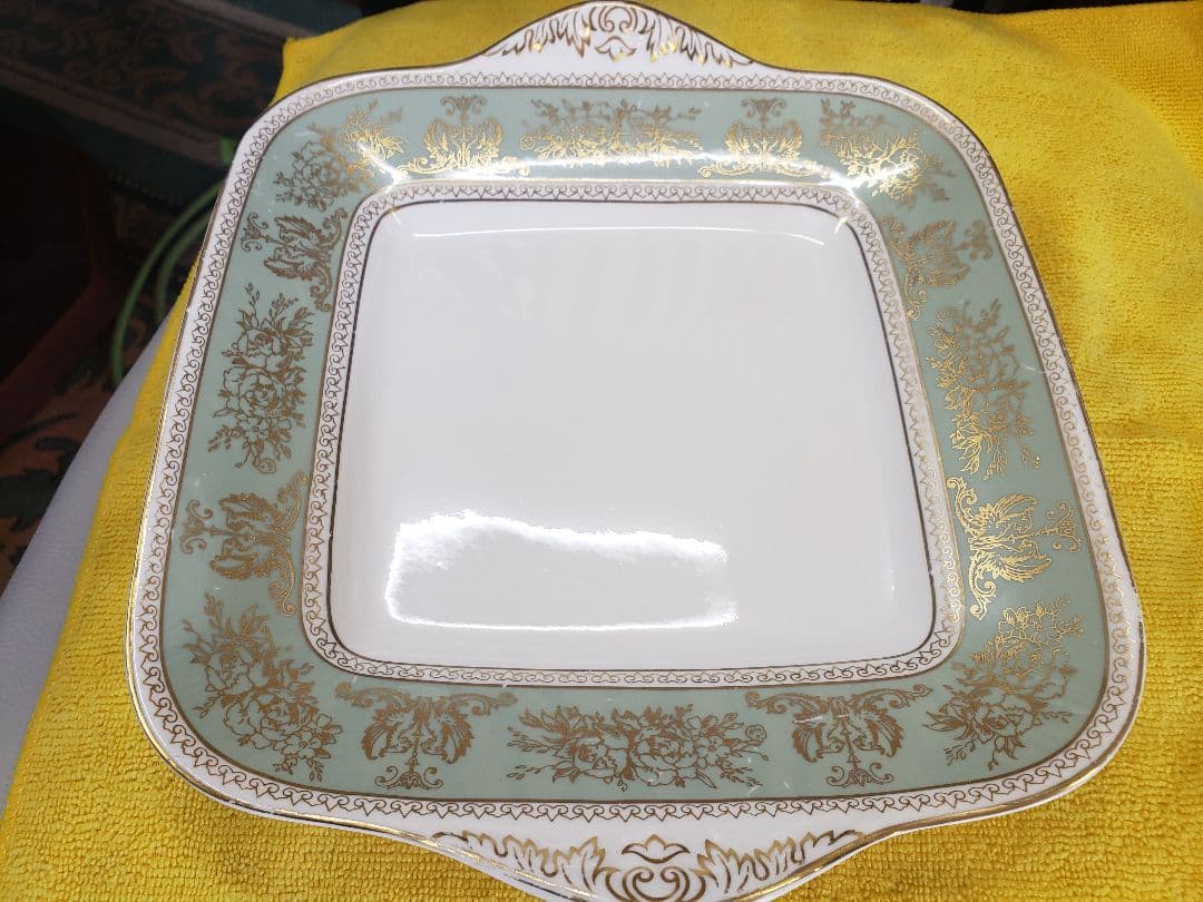 ★豪華！ウェッジウッド　コロンビアセージグリーン　BBプレート★