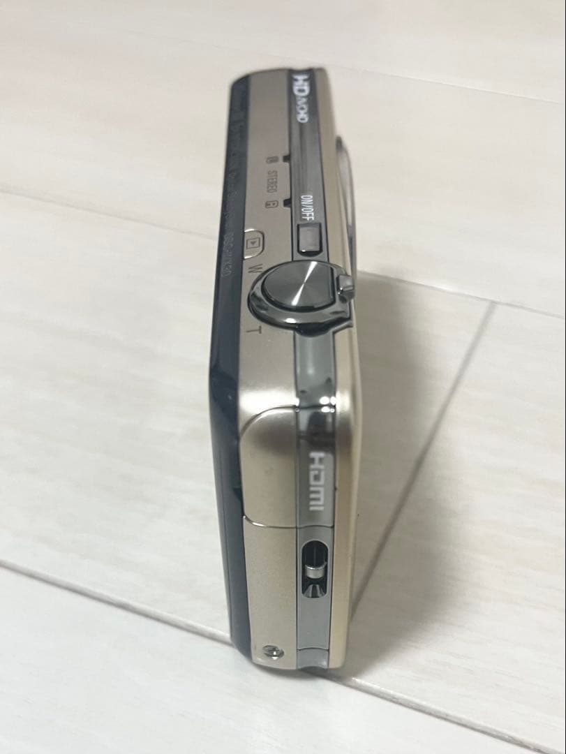 ★SONY Cyber-shot DSC-WX30 シルバー デジカメ