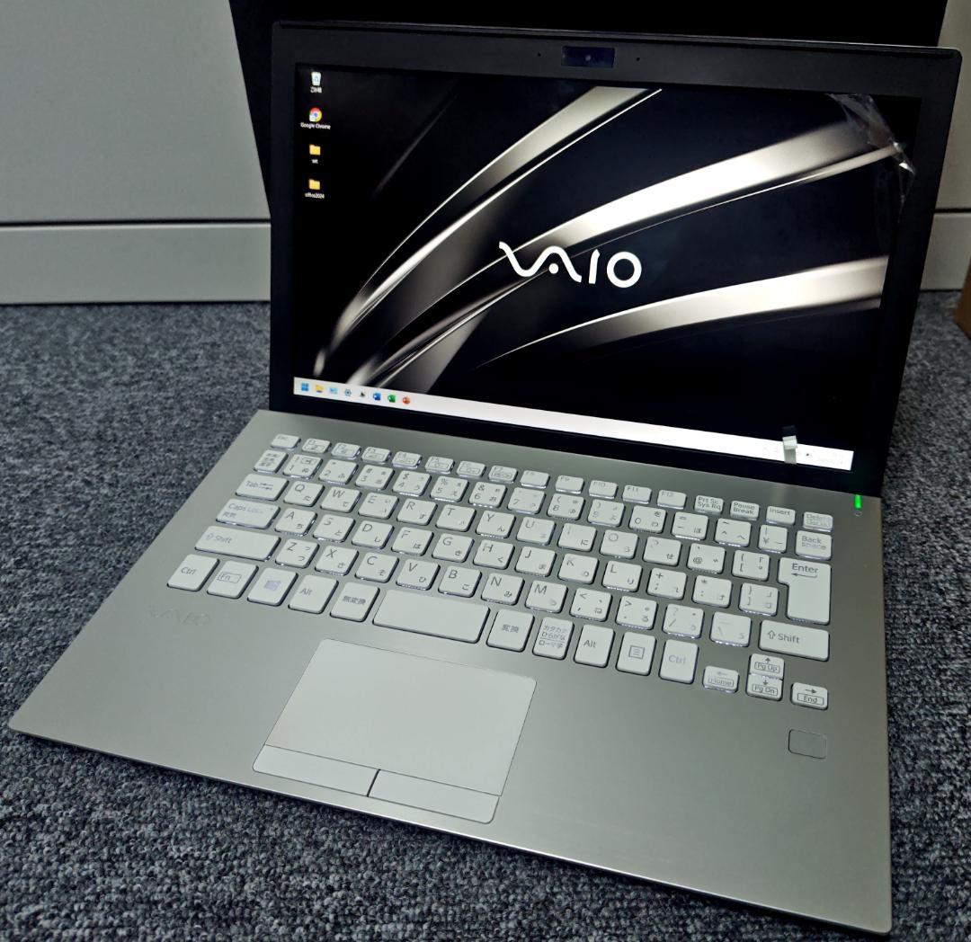 超美品 VAIO S11 ホワイト 新品LCD＆SSD500GBに換装 LTE