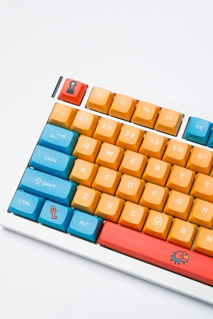 vaultroom × Corsair K65 ワイヤレスキーボード