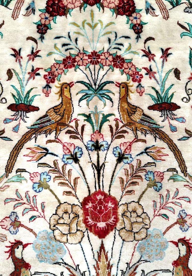 【窓からの眺めは】ペルシャ絨毯　シルク　宮殿　青空　クリスタル　シルク手織り