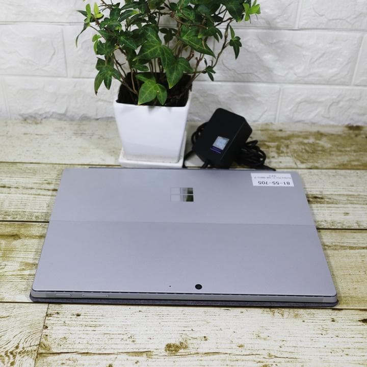 サムsurface pro7+ SSD256GB i5 タッチパネル