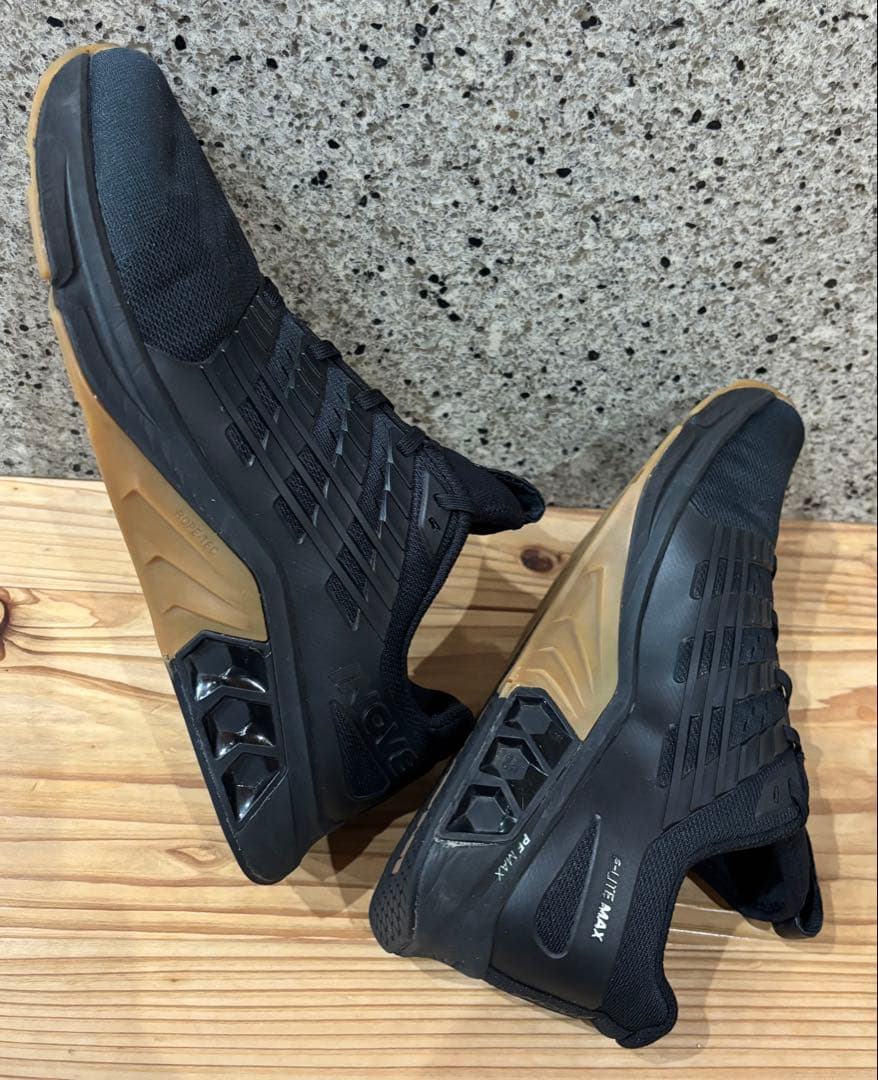 Inov8 F-Lite Max イノヴェイト　inov-8 トレーニング