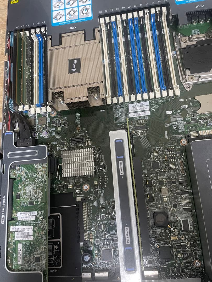 Cisco UCS C220 M4 / UCS C240 M4S サーバー本体