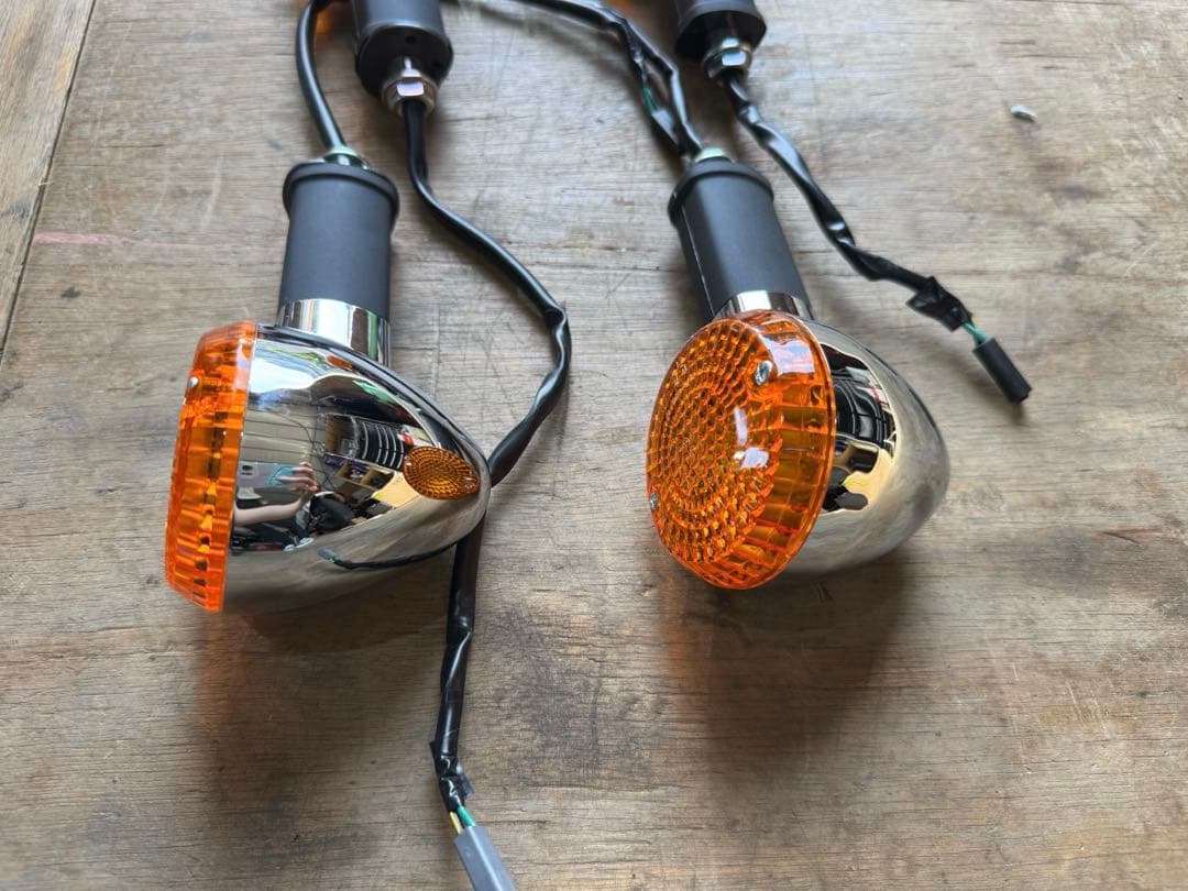 Kawasaki カワサキ　純正　w800 EJ800B ウインカー