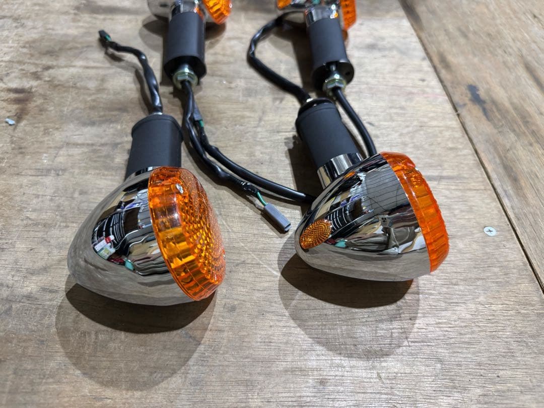 Kawasaki カワサキ　純正　w800 EJ800B ウインカー