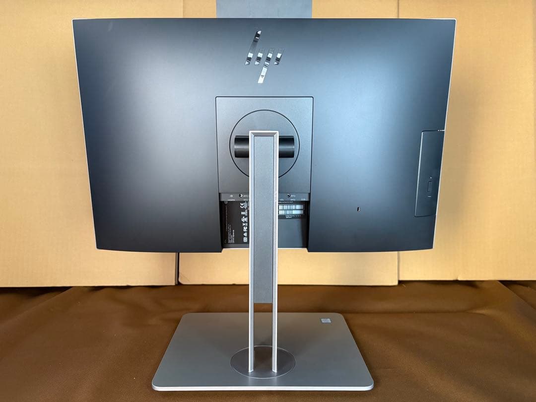 HP EliteOne 23.8 第8世代i5 メモリ16GB SSD 画面傷有