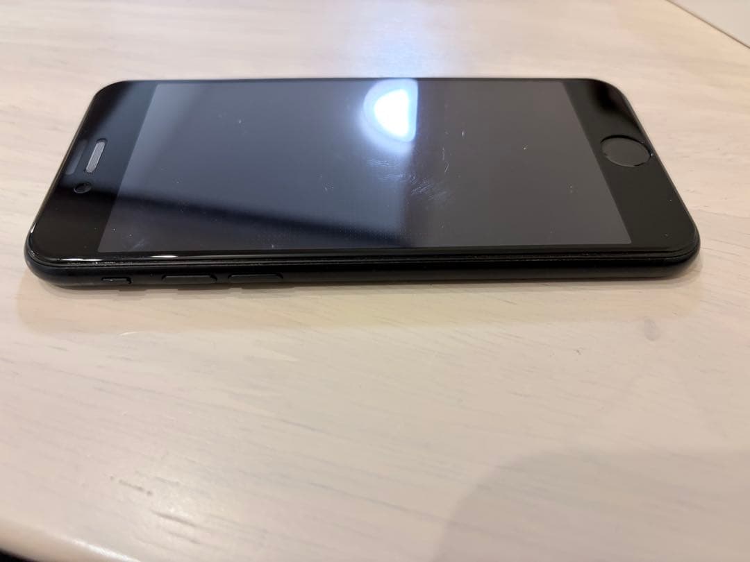 iPhone SE 第2世代　ブラック　128GB