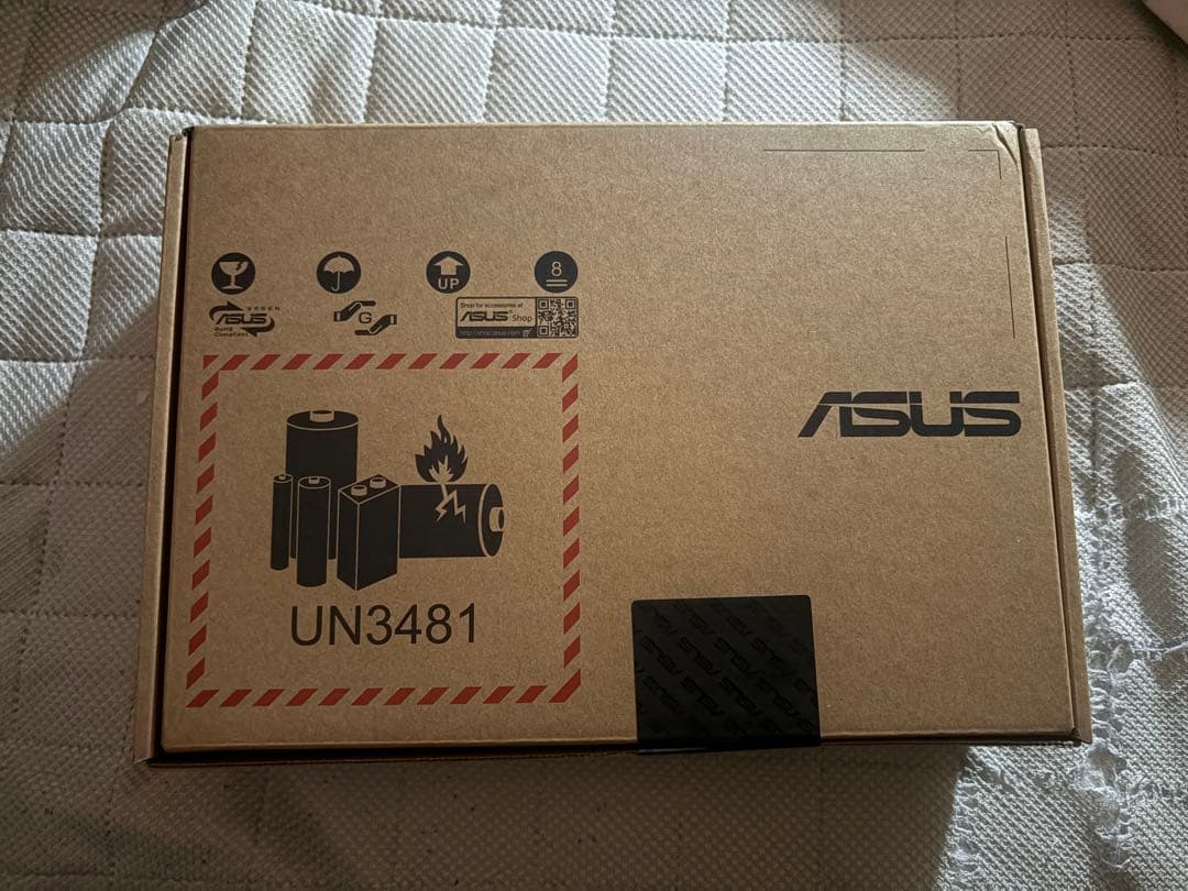 ASUS Chromebook 本体 CM3001DM2