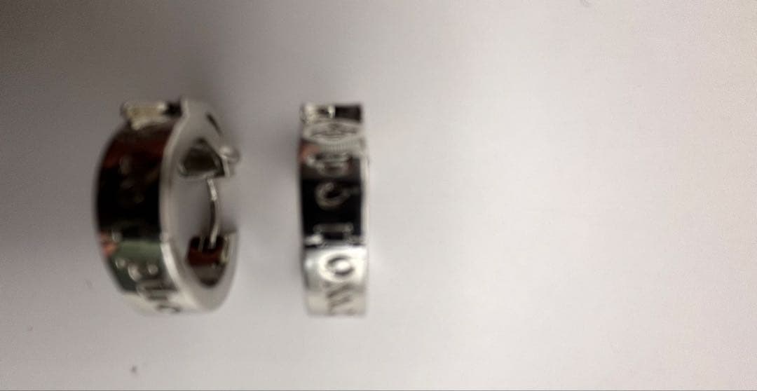 【新品】Vivienne Westwood シルバー フープピアス