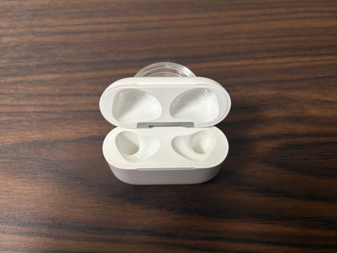 【美品】AirPods第3世代 充電ケース付き　Apple