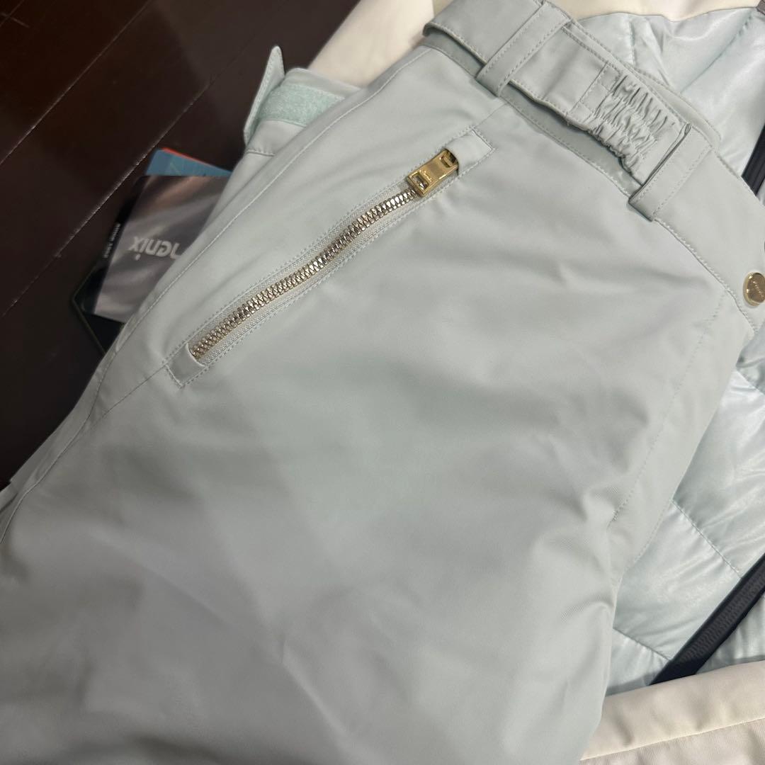 ⭐️新品タグ付 エレガントスノージャケット phenix スキーウェア 24AW