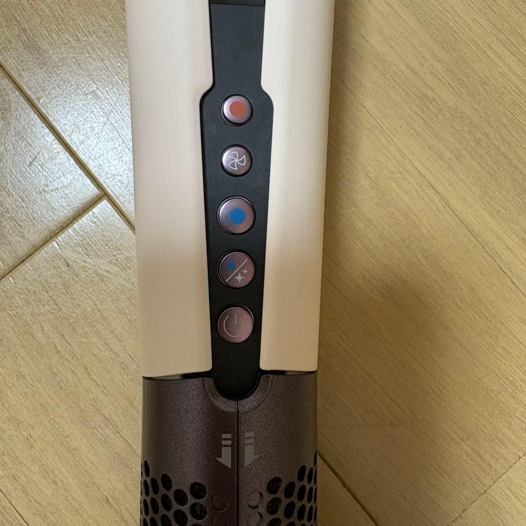 【ノリ】Dyson Airstrait ヘアストレイトナー