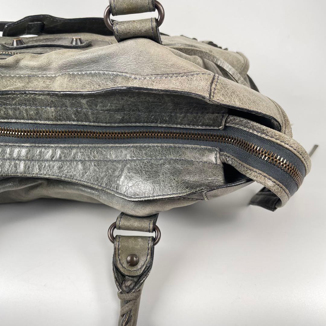 バレンシアガ　ハンドバッグ　ショルダーバッグ　2way レザー　グリーン