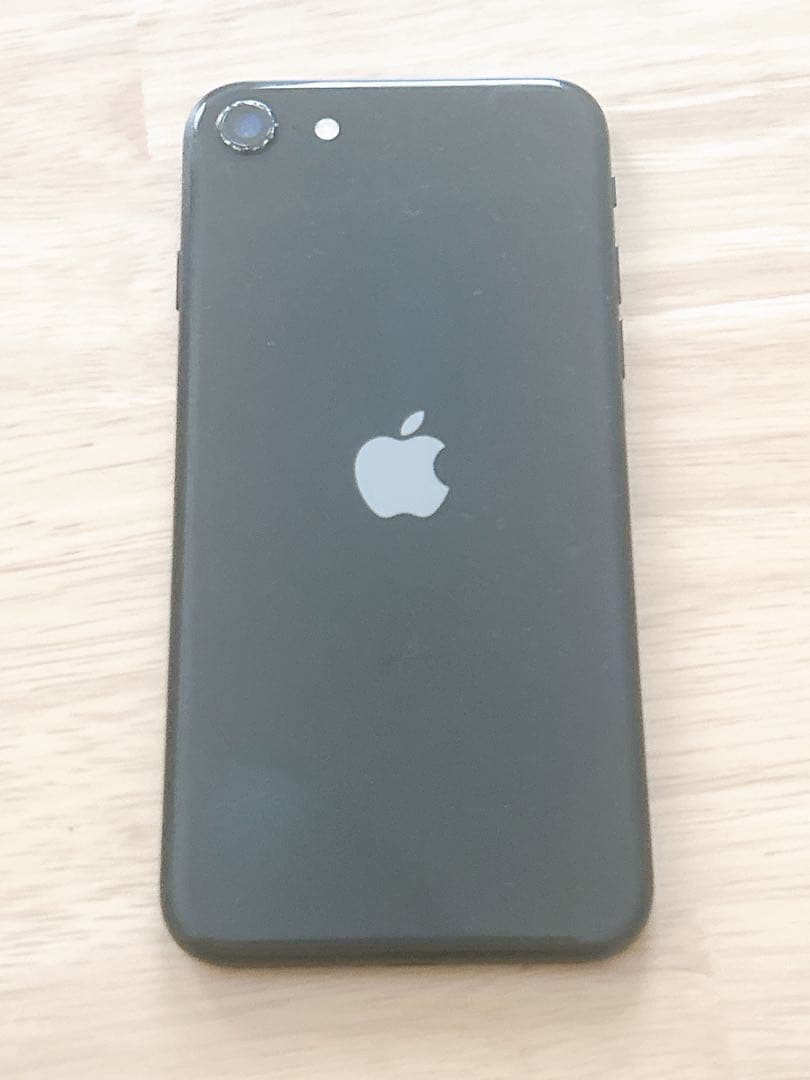iPhoneSE第2世代 ブラック 本体