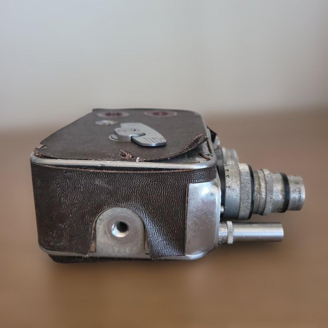 Bell & Howell AUTO-8 8mmカメラ