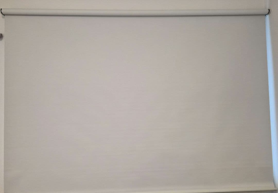 つっぱり遮光ロールスクリーン 幅180×丈200(取り付け対応幅136～180)