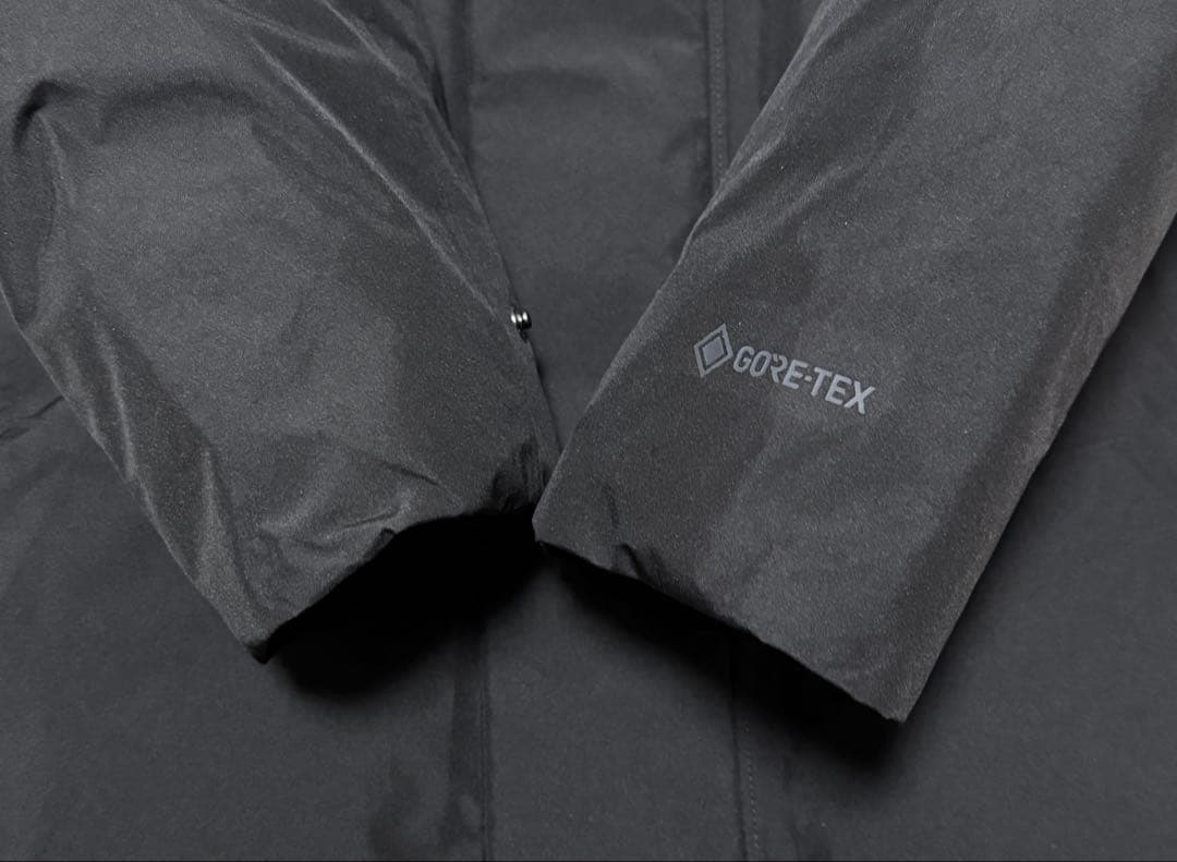 新品！patagonia パタゴニア ストームシャドーパーカ S 黒