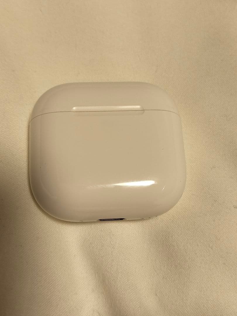 美品！Apple Airpods4 ANC アクティブノイズキャンセリング