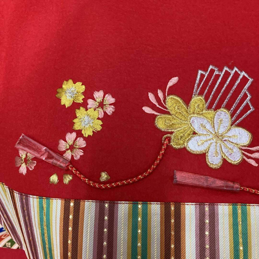 MS24　140×295㎝位　７段飾り毛せん　ひな人形布　７段赤布　段飾り毛せん