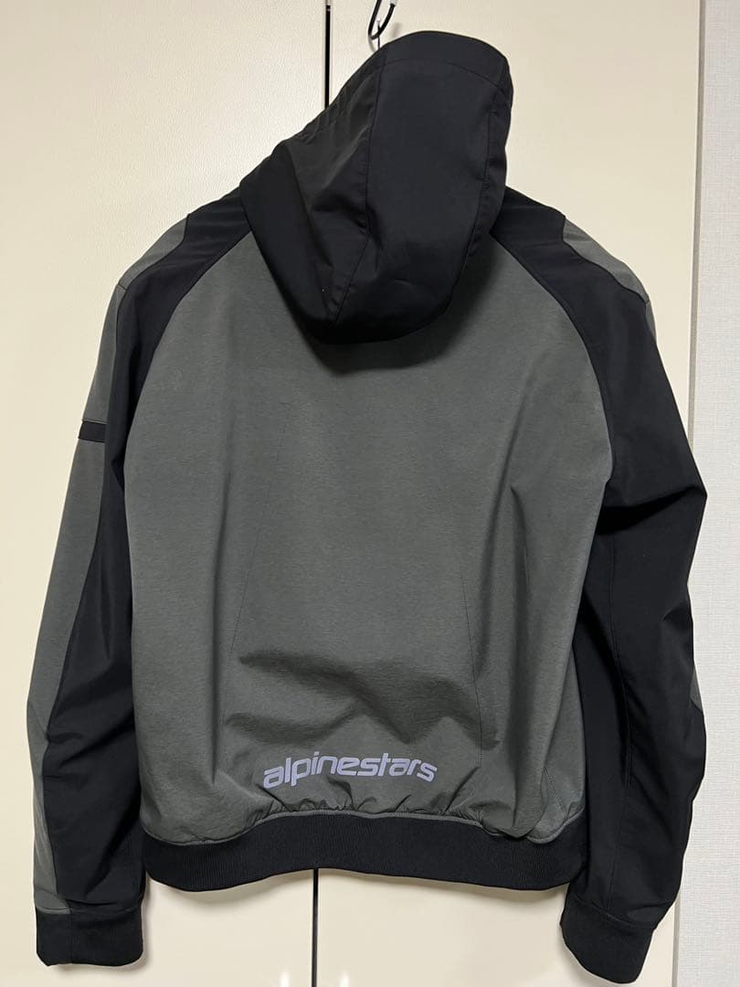アルパインスターズ　SEKTOR V2 TECH HOODIE