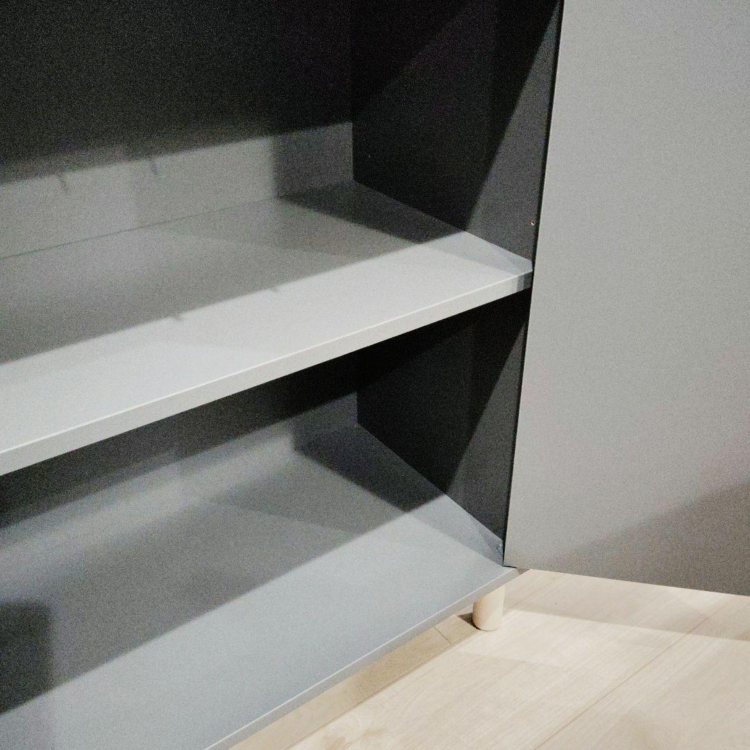 IKEA　エーケト　キャビネット脚付き　グレー　完成品　専門業者組立て品