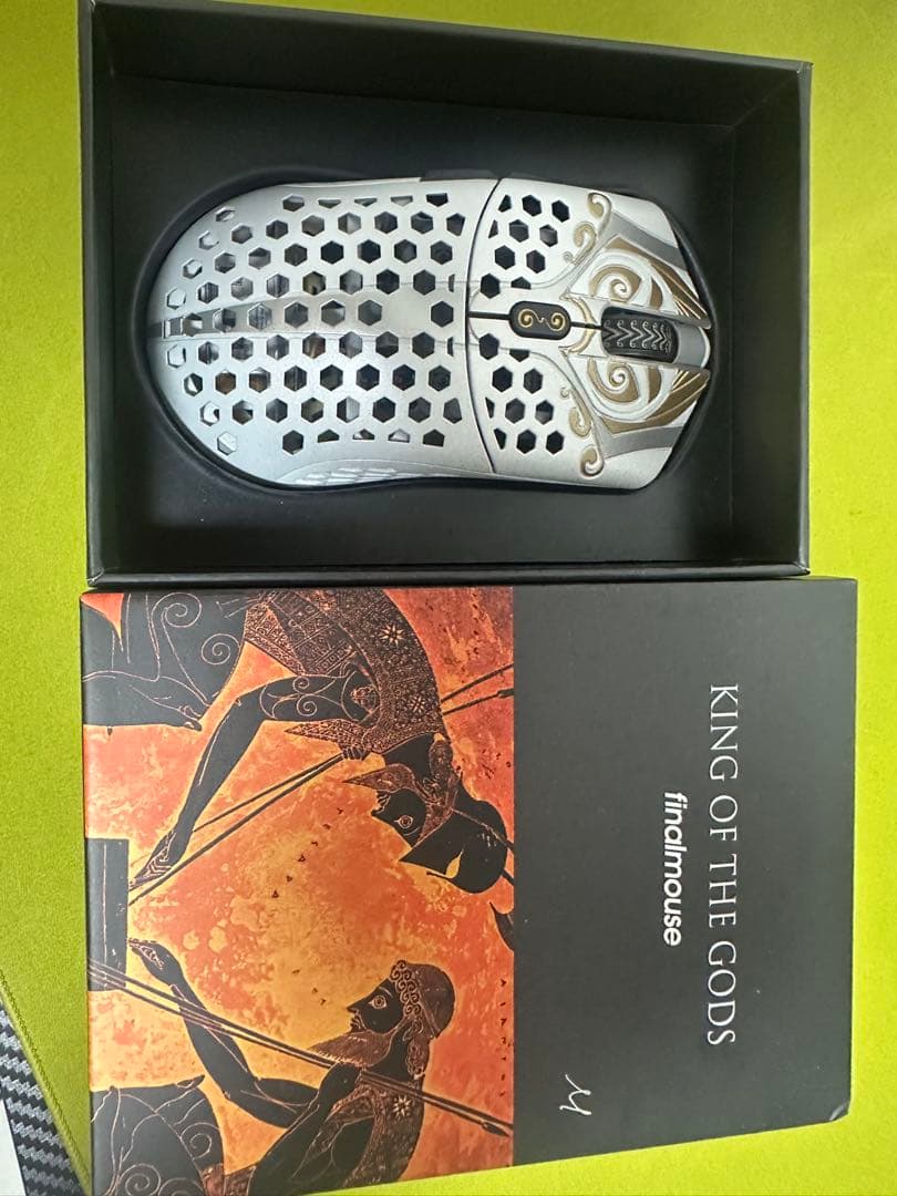 マウス・トラックボール Finalmouse Zeus M size