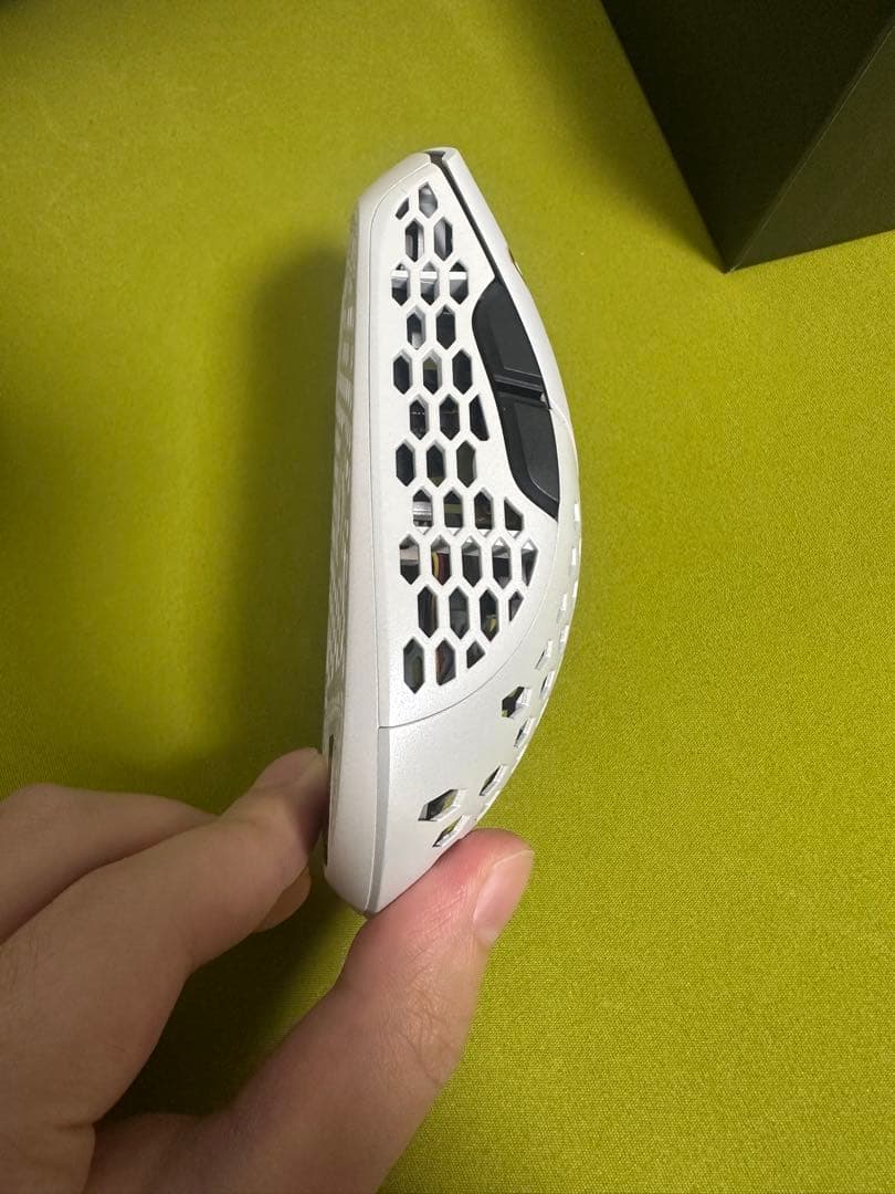 マウス・トラックボール Finalmouse Zeus M size