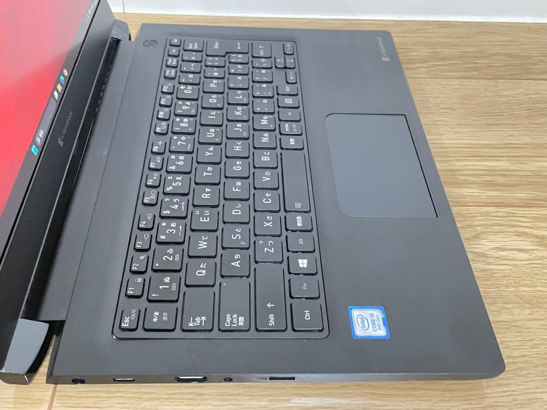 東芝 Dynabook FHD液晶 Core i5-8250U SSD256GB