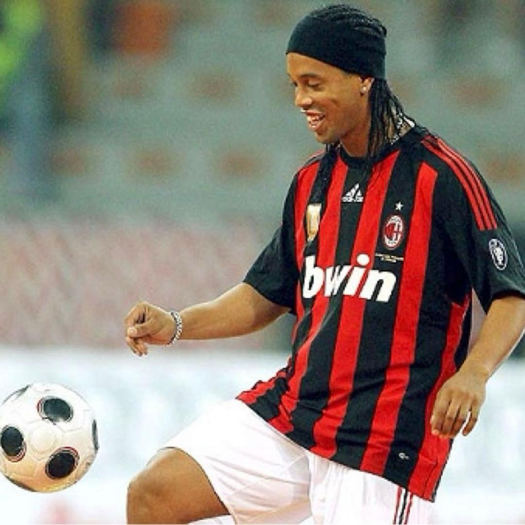 【貴重/正規品】ロナウジーニョ　ACミラン　ユニフォーム