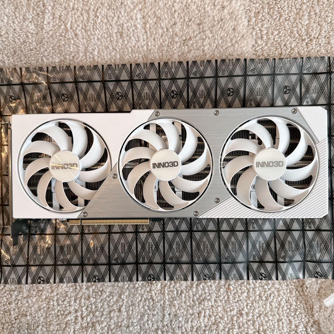 グラフィックボード・グラボ・ビデオカード ELSA RTX5070TI X3 OC 16GB INNO3D